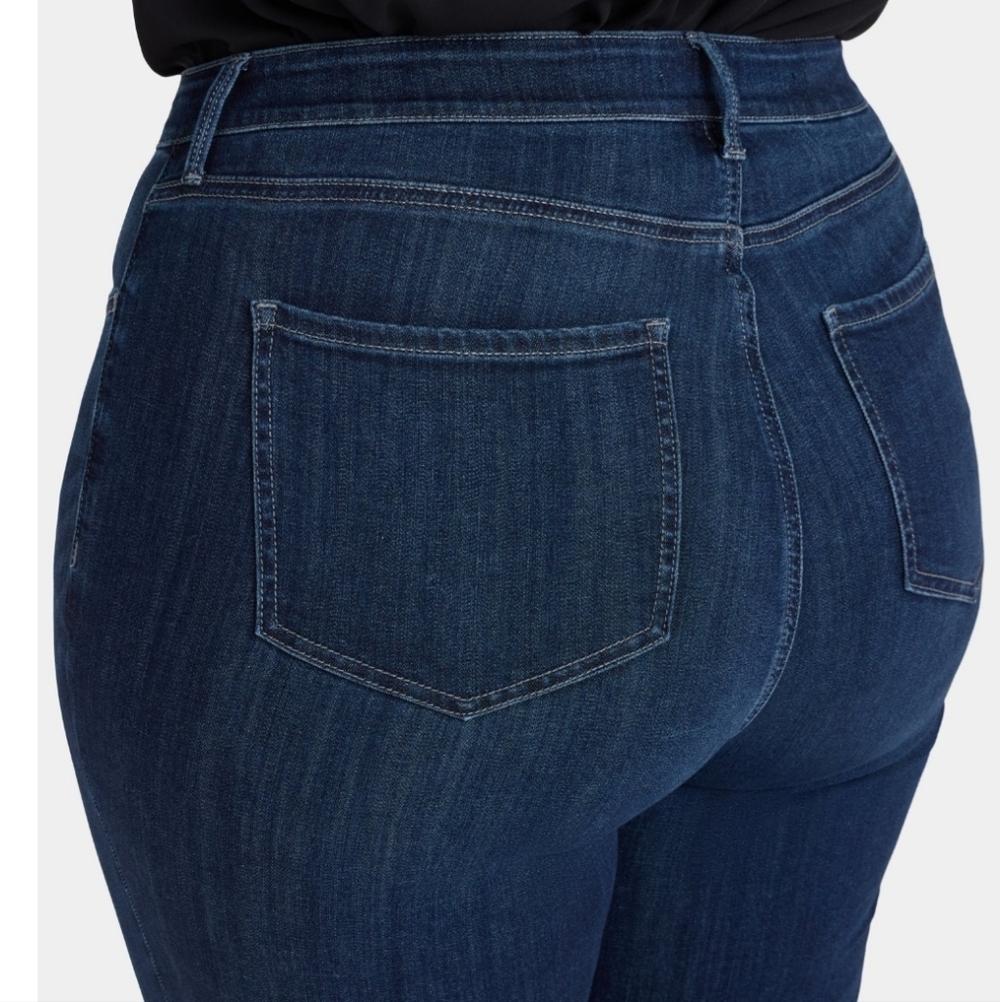 🚨SALE🚨 NYDJ Women's Dark Blue Teresa Wide Leg Jeans NWT - Picture 3 of 16